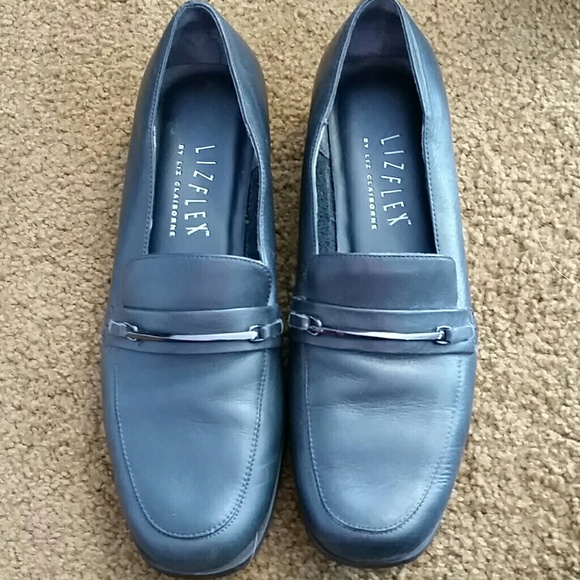 Liz Claiborne Navy Women's Loafers - Picture 1 of 15